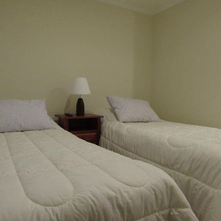 Hostal Buena Estancia 푼타아레나스 외부 사진