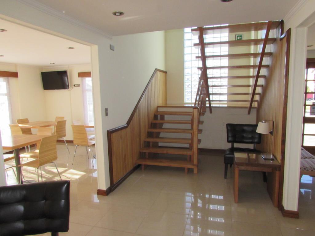 Hostal Buena Estancia 푼타아레나스 외부 사진