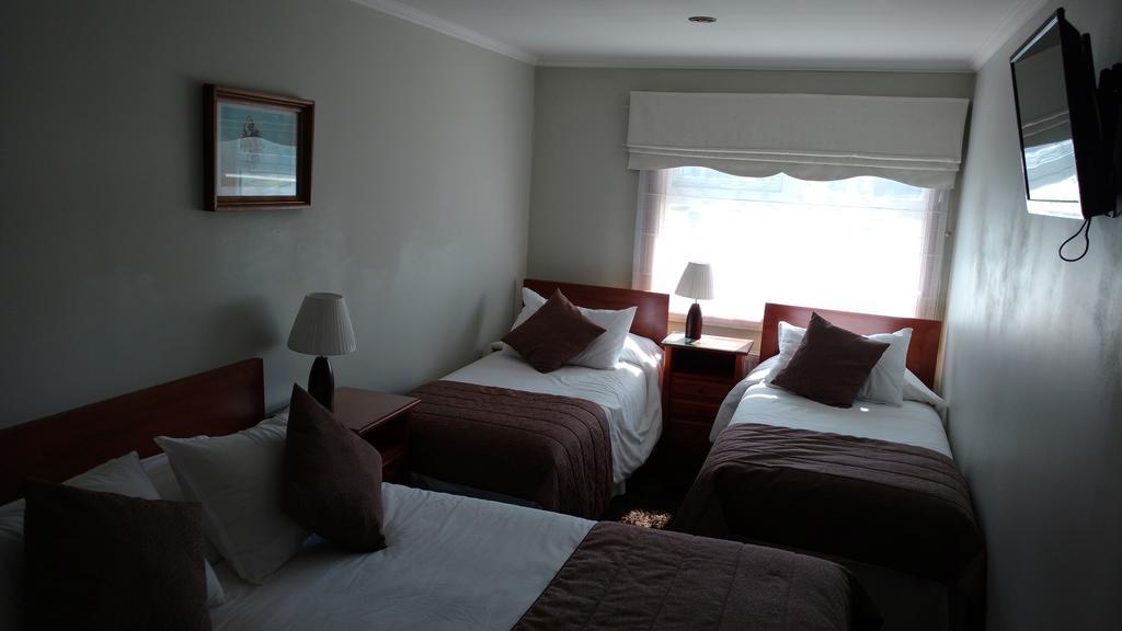 Hostal Buena Estancia 푼타아레나스 외부 사진